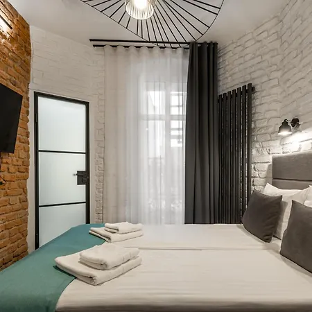 Apartment Wodna 13 *